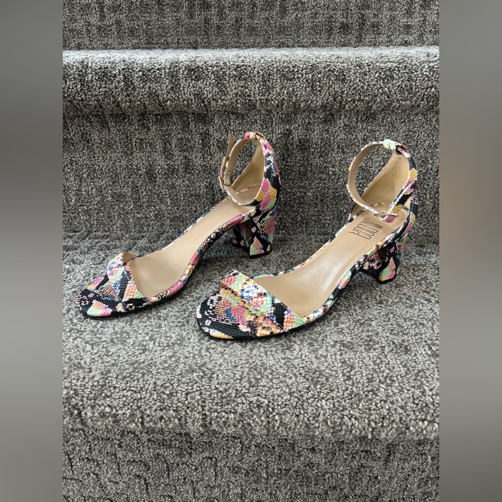 Jildor “python” genuine leather block heel sandals PERFECT CONDITION